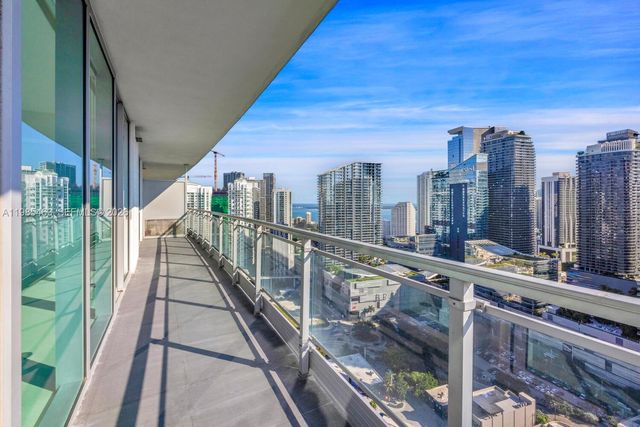 92 SW 3rd St 3904, Miami, FL 33130