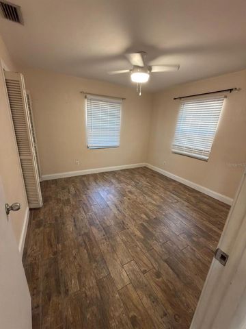 810 W 113TH AVENUE, Tampa, FL 33612