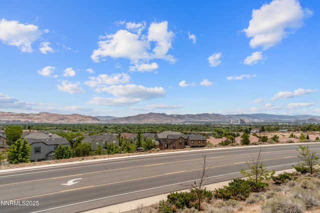 3230 Creekside Lane, Sparks, NV 89431