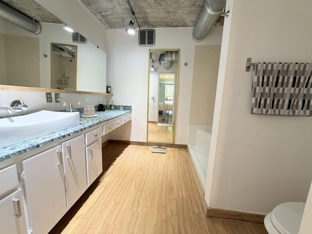 3503 Oaks Way 202, Pompano Beach, FL 33069