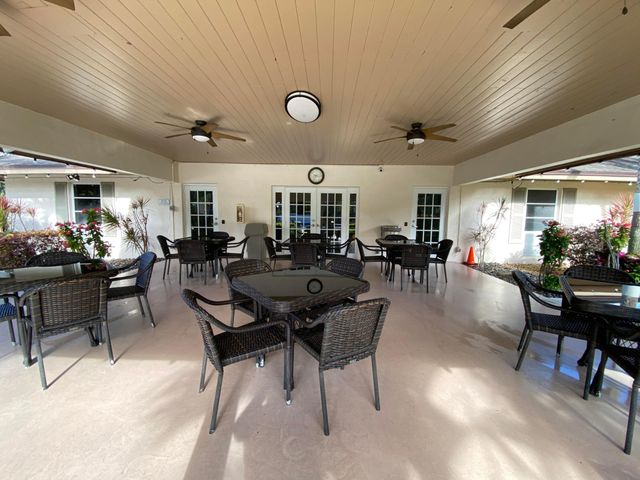 3503 Oaks Way 202, Pompano Beach, FL 33069