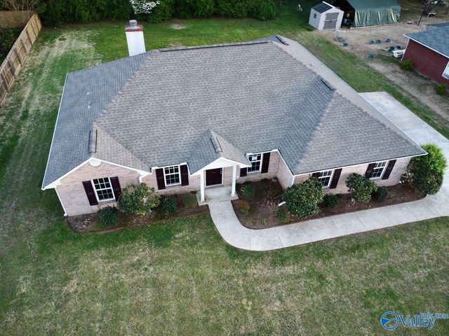 130 Willowvalley Drive, Harvest, AL 35749