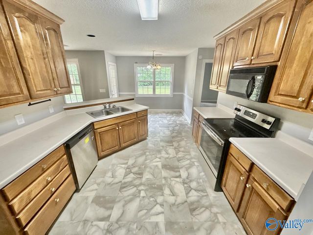 130 Willowvalley Drive, Harvest, AL 35749