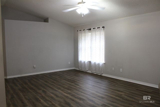 2674 Hampton Park Circle, Foley, AL 36535