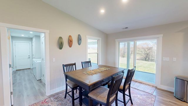 541 Beacon Street, Russell Springs, KY 42642