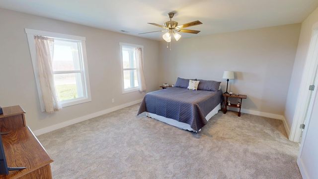 541 Beacon Street, Russell Springs, KY 42642