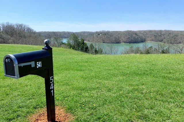 541 Beacon Street, Russell Springs, KY 42642