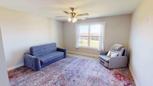 541 Beacon Street, Russell Springs, KY 42642