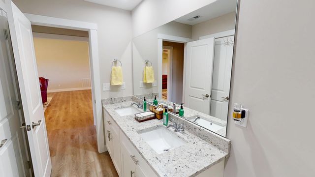 541 Beacon Street, Russell Springs, KY 42642