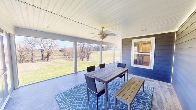 541 Beacon Street, Russell Springs, KY 42642