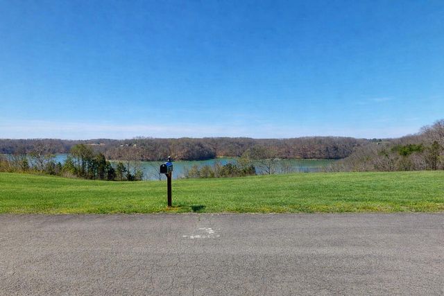 541 Beacon Street, Russell Springs, KY 42642