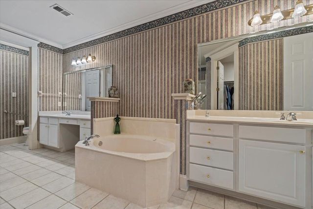 1436 WOLF PARK RD, Germantown, TN 38138