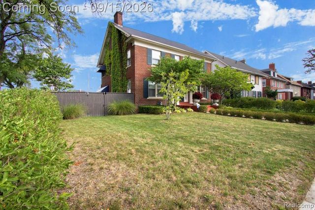 900 Taylor Street, Detroit, MI 48202