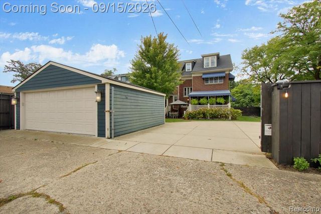 900 Taylor Street, Detroit, MI 48202