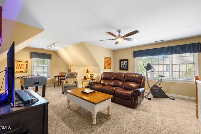 102 Poppleford Place, Cary, NC 27518