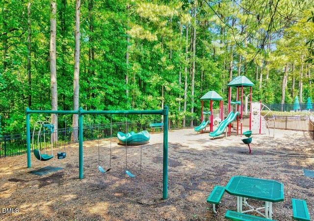 102 Poppleford Place, Cary, NC 27518