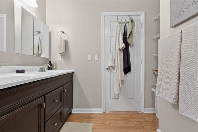 2484 Stonegate Drive NW, Acworth, GA 30101