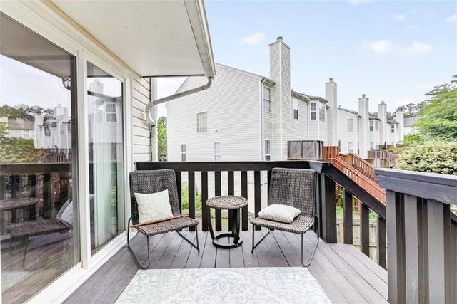 2484 Stonegate Drive NW, Acworth, GA 30101