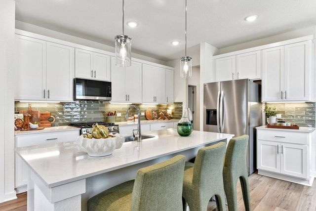 10609 Trifecta WAY, Buda, TX 78610