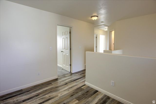 1581 WYNGATE PARK DR, South Jordan, UT 84095