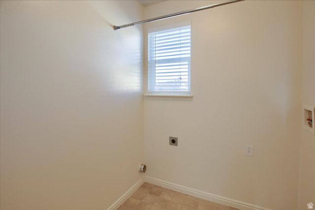 1581 WYNGATE PARK DR, South Jordan, UT 84095