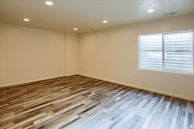 1581 WYNGATE PARK DR, South Jordan, UT 84095