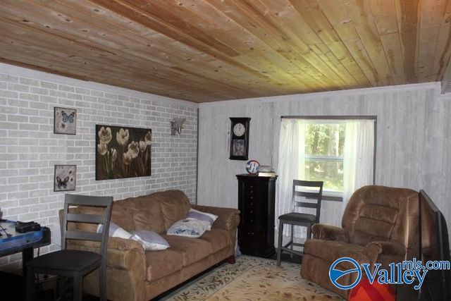 132 Winston Drive, Valley Head, AL 35989