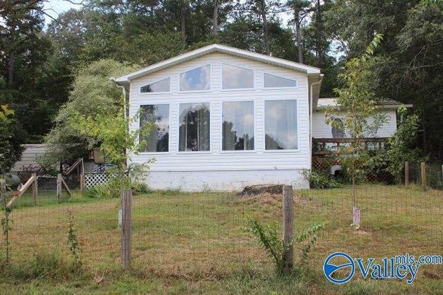 132 Winston Drive, Valley Head, AL 35989