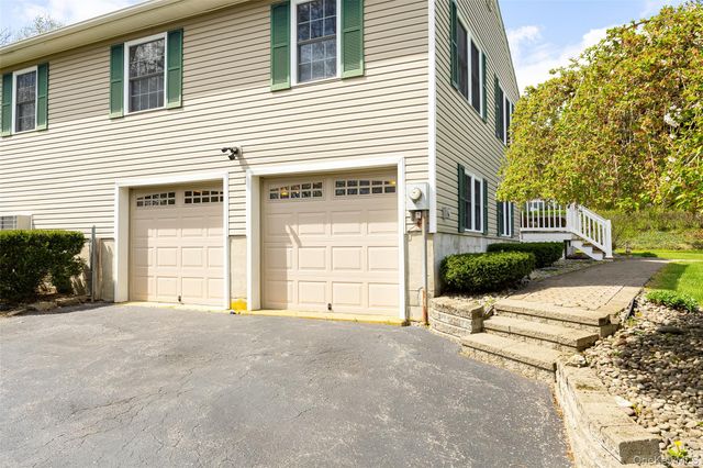 36 Forest Valley Road, Pleasant Valley, NY 12569
