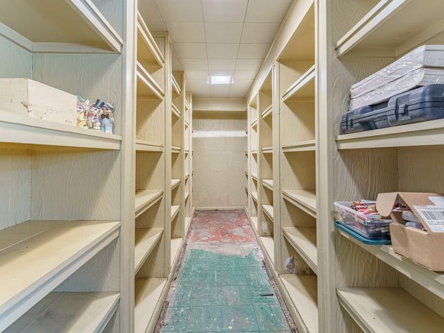6731 W Albion Avenue, Chicago, IL 60631