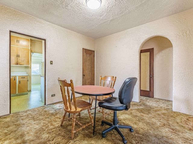 6731 W Albion Avenue, Chicago, IL 60631