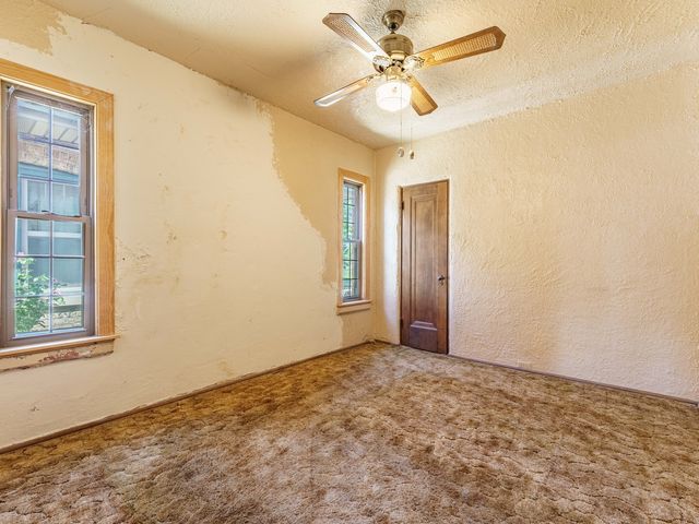 6731 W Albion Avenue, Chicago, IL 60631