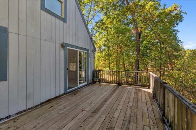 5594 S Peacock Trail, Peacock Twp, MI 49304