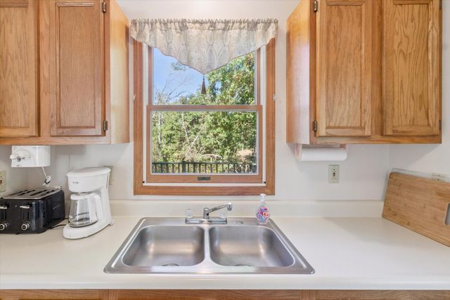 5594 S Peacock Trail, Peacock Twp, MI 49304