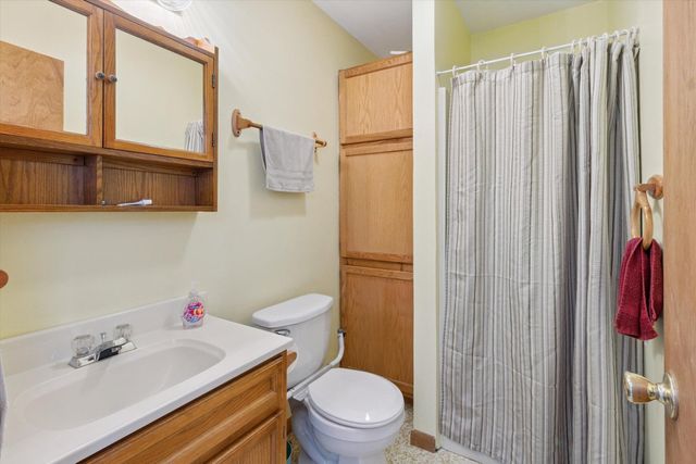 5594 S Peacock Trail, Peacock Twp, MI 49304