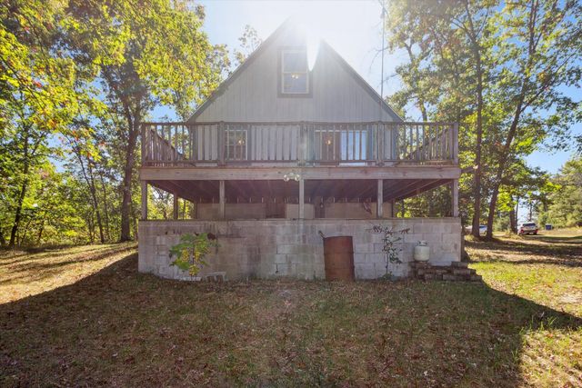 5594 S Peacock Trail, Peacock Twp, MI 49304