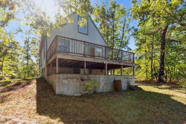 5594 S Peacock Trail, Peacock Twp, MI 49304