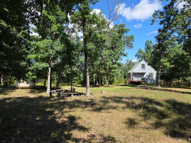 5594 S Peacock Trail, Peacock Twp, MI 49304