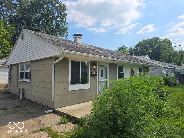 8203 E 48th Street, Indianapolis, IN 46226