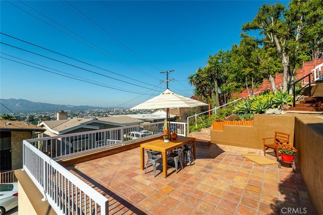 1404 Corona Drive, Glendale, CA 91205