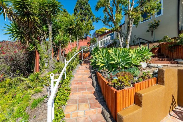 1404 Corona Drive, Glendale, CA 91205