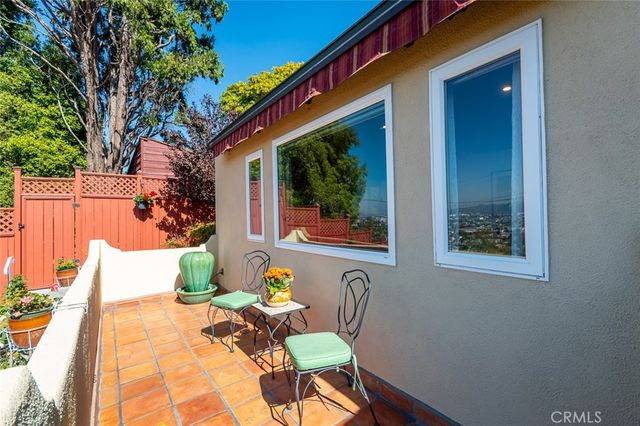 1404 Corona Drive, Glendale, CA 91205