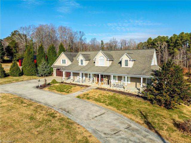 5971 Holder Road, Clemmons, NC 27012