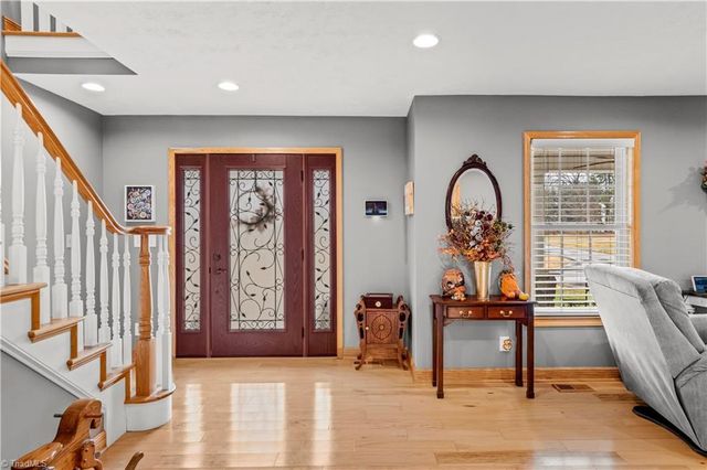 5971 Holder Road, Clemmons, NC 27012