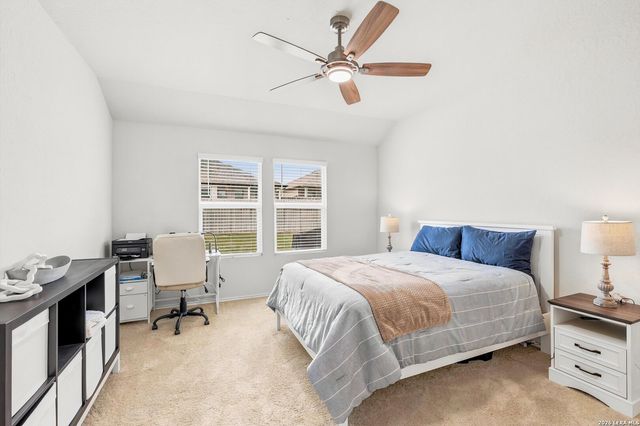 832 Cinnamon Teal, Seguin, TX 78155
