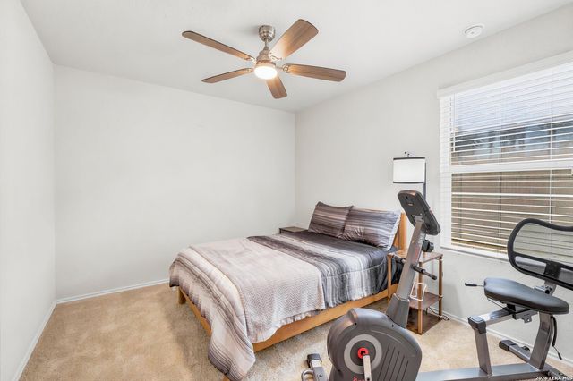 832 Cinnamon Teal, Seguin, TX 78155