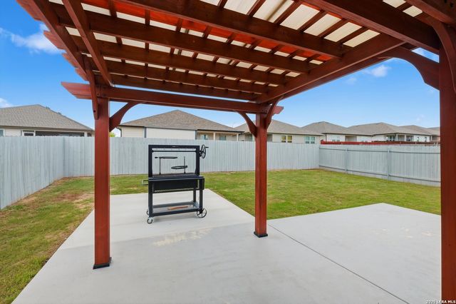 832 Cinnamon Teal, Seguin, TX 78155