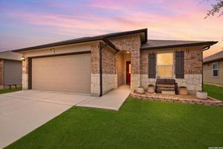832 Cinnamon Teal, Seguin, TX 78155