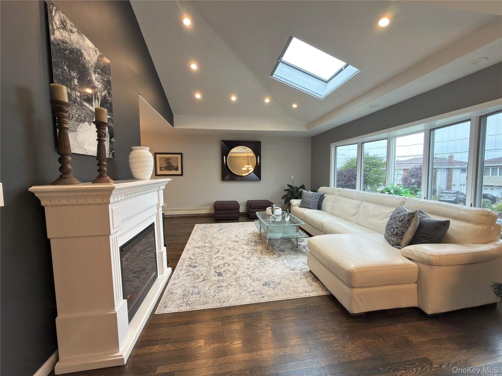 569 Links Drive S, Oceanside, NY 11572 — photo 5