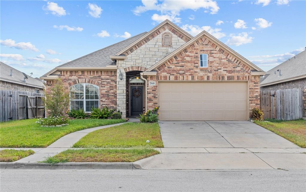 7846 Fort Griffen Dr, Corpus Christi, TX 78414 — exterior